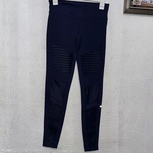 Navy Leggings with Mesh Panels alo yoga